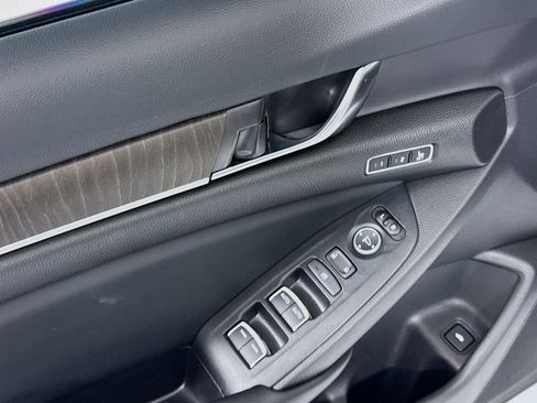 Certified 2022 Honda Accord Touring image 23