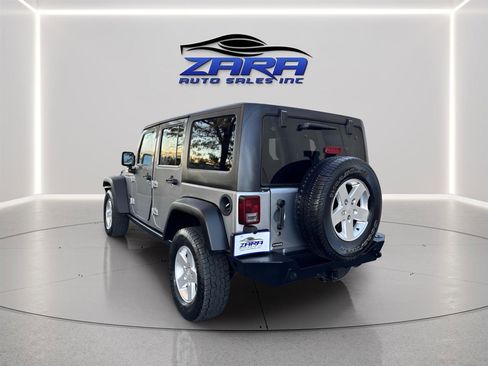 Used 2013 Jeep Wrangler Unlimited Sport image 4