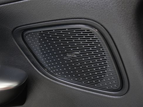 Certified 2026 Mercedes-Benz GLC 300 4MATIC image 32