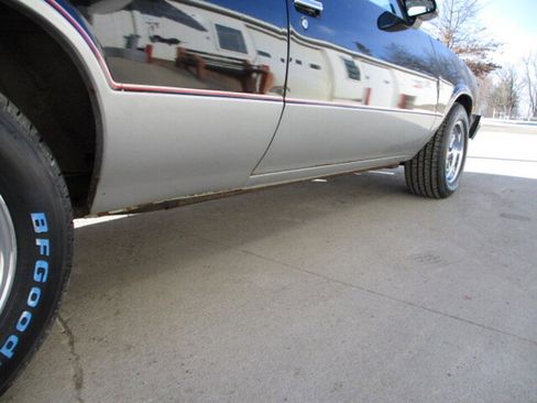 Used 1987 Chevrolet El Camino V8 image 11