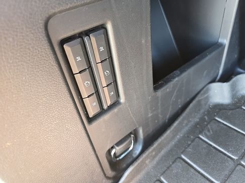 Used 2023 Lincoln Navigator Reserve image 10