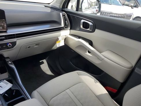 New 2026 Kia Sorento EX FWD image 8