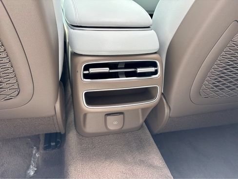 New 2026 Genesis GV70 2.5T Advanced AWD/4WD image 25