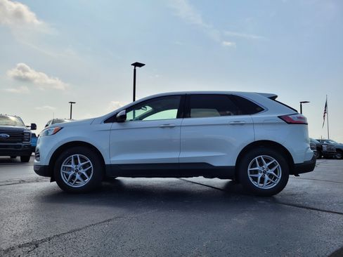 Used 2023 Ford Edge SEL w/ Convenience Package AWD/4WD image 7
