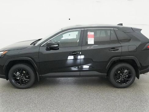 New 2025 Toyota RAV4 LE image 9