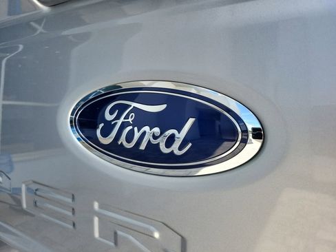 Used 2024 Ford F250 Lariat w/ Lariat Ultimate Package AWD/4WD image 8