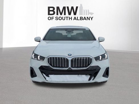 New 2026 BMW 530i xDrive w/ M Sport Package image 9