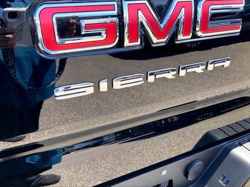 Used 2023 GMC Sierra 1500 Elevation AWD/4WD image 32