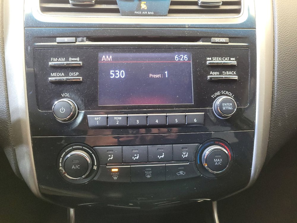 Used 2014 Nissan Altima 2.5 S w/ Display Audio Package FWD image 25