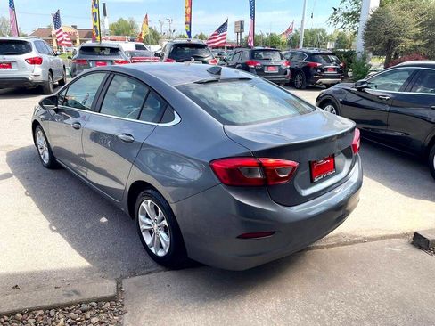 Used 2019 Chevrolet Cruze LT w/ LT Fleet Convenience Package image 3