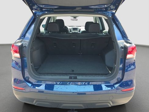 Used 2022 Chevrolet Equinox LS AWD/4WD image 17