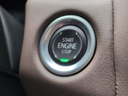 Used 2024 Chevrolet Suburban High Country w/ Advanced Technology Package AWD/4WD image 38