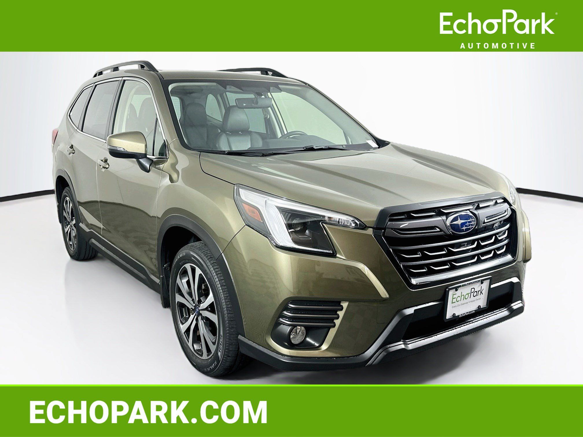 Used 2023 Subaru Forester Limited AWD/4WD image 1