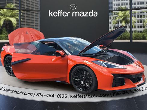 Used 2026 Chevrolet Corvette Z06 RWD image 10