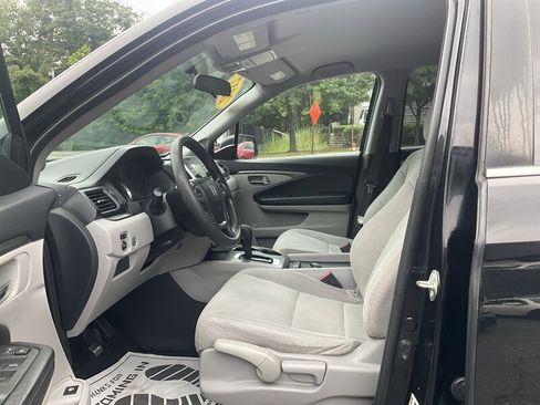Used 2017 Honda Pilot LX image 15