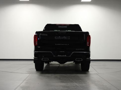 Used 2026 GMC Sierra 1500 Denali Ultimate AWD/4WD image 5