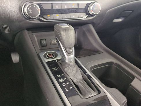 Used 2025 Nissan Sentra SV FWD image 20