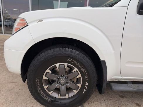 Used 2019 Nissan Frontier Desert Runner image 7