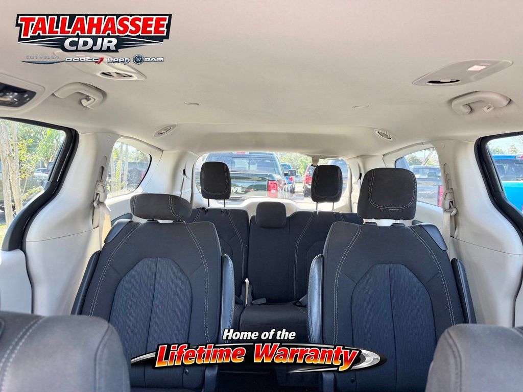 Used 2023 Chrysler Voyager LX FWD image 39