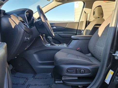 Used 2020 Chevrolet Equinox LT image 11