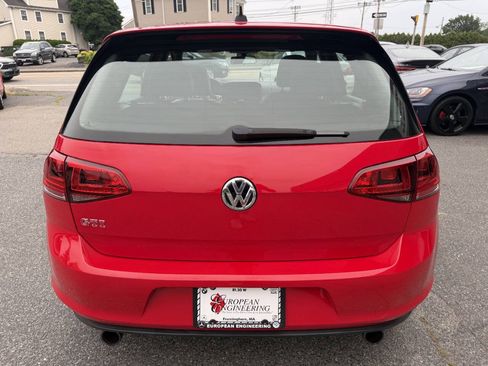 Used 2017 Volkswagen GTI SE FWD image 6