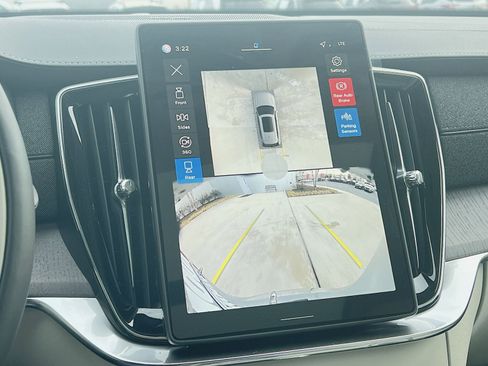 New 2026 Volvo XC90 B6 Ultra image 19