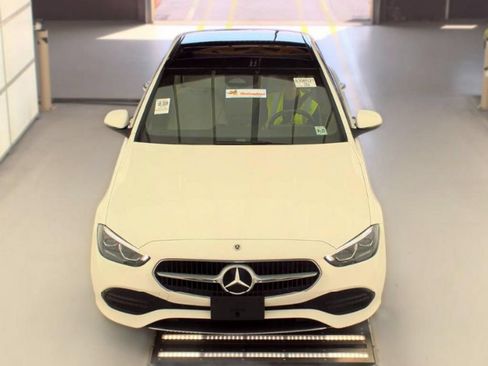 Used 2022 Mercedes-Benz C 300 4MATIC Sedan image 2