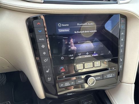 Certified 2022 INFINITI QX50 Essential image 21