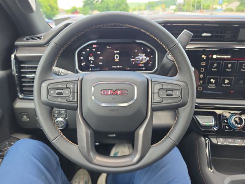 New 2026 GMC Sierra 2500 AT4 w/ AT4 Premium Plus Package AWD/4WD image 22