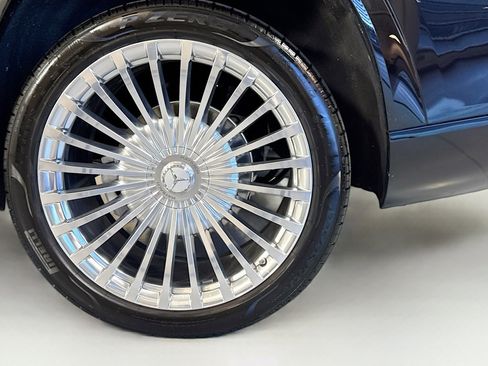 Used 2023 Mercedes-Benz Maybach GLS 600 4MATIC image 30