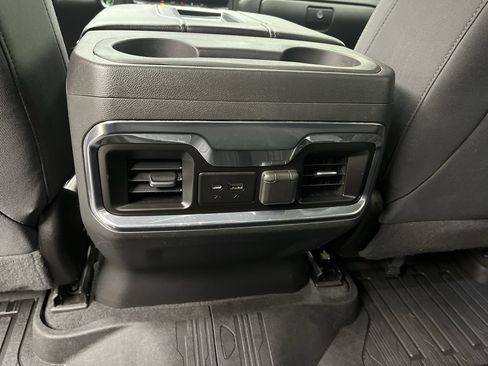 Used 2020 GMC Sierra 1500 Elevation w/ Elevation Value Package AWD/4WD image 13