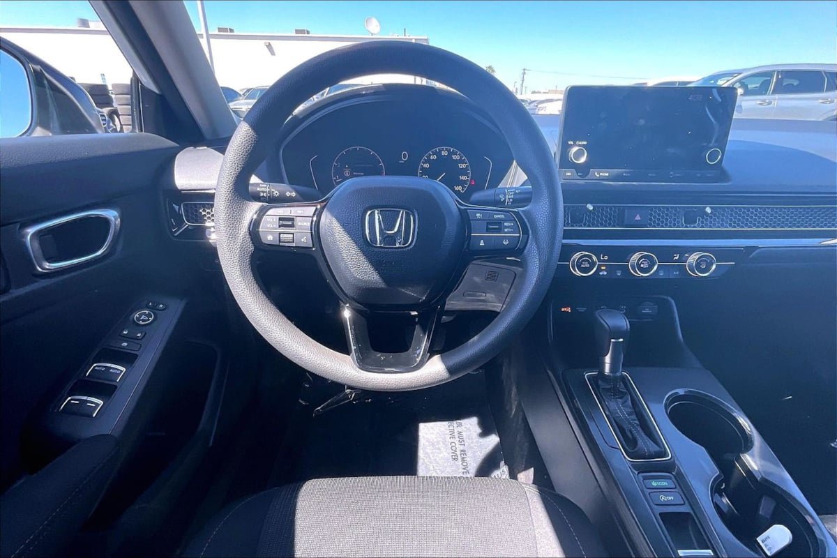 Used 2025 Honda Civic LX image 5