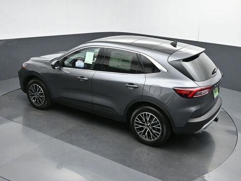 New 2025 Ford Escape SE w/ PHEV Premium Package image 39