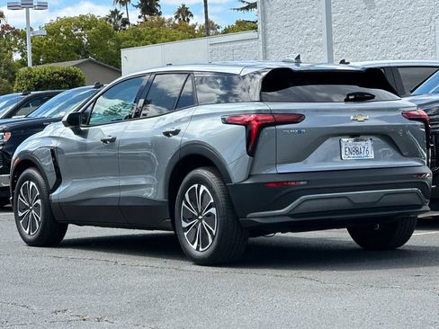 Used 2026 Chevrolet Blazer EV LT FWD image 7