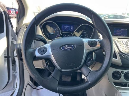 Used 2013 Ford Focus SE w/ Super Fuel Economy (SFE) Pkg image 13