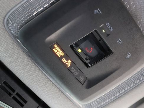 Certified 2023 Toyota Prius LE image 10