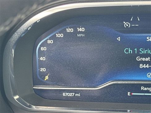 Used 2024 Chevrolet Suburban LT image 16