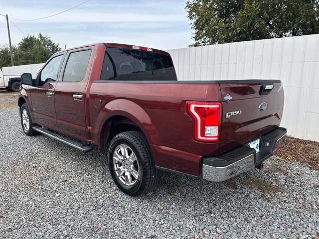 Used 2017 Ford F150 XLT w/ Equipment Group 302A Luxury RWD image 3