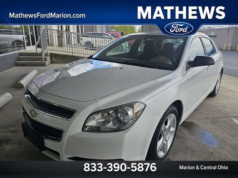 Used 2011 Chevrolet Malibu LS FWD image 1
