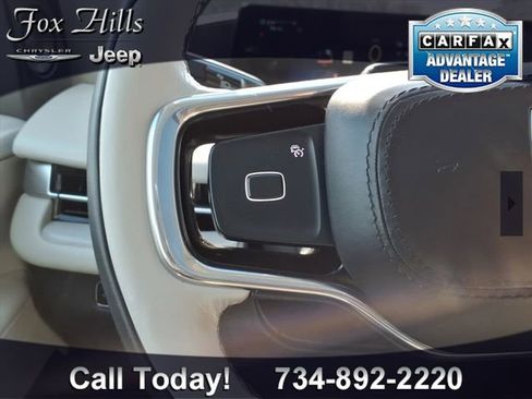 Used 2025 Lincoln Navigator L Reserve AWD/4WD image 20