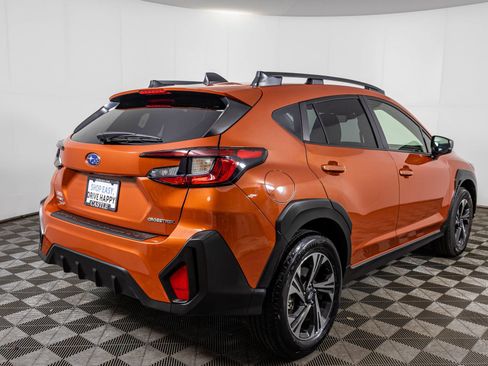 Used 2025 Subaru Crosstrek 2.5i Premium AWD/4WD image 13