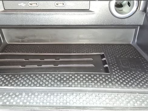 New 2026 Volkswagen Taos SE AWD/4WD image 25