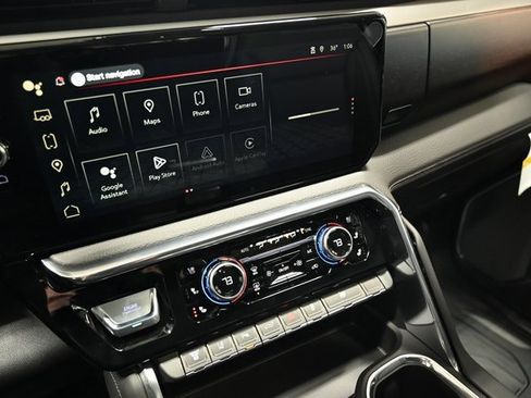 New 2026 GMC Sierra 3500 Denali w/ Denali Reserve Package image 19