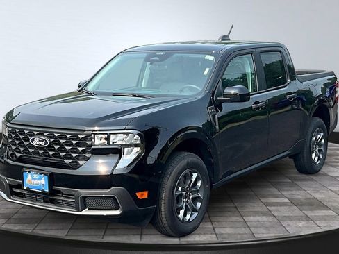 New 2026 Ford Maverick XLT w/ XLT Luxury Package AWD/4WD image 2