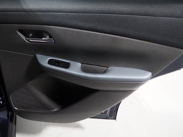 Used 2026 Nissan Leaf Platinum+ w/ Cargo Package (Platinum+) FWD image 72
