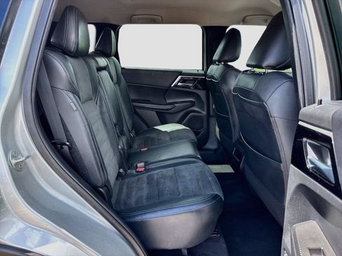 Used 2022 Mitsubishi Outlander SE AWD/4WD image 27