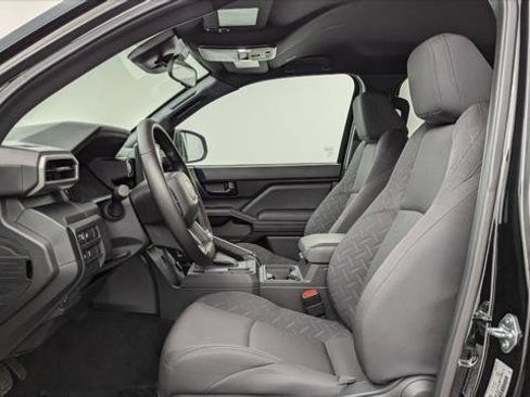 Used 2025 Toyota Tacoma SR image 14