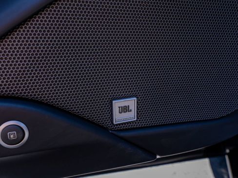 Used 2019 Ferrari 488 GTB RWD image 33