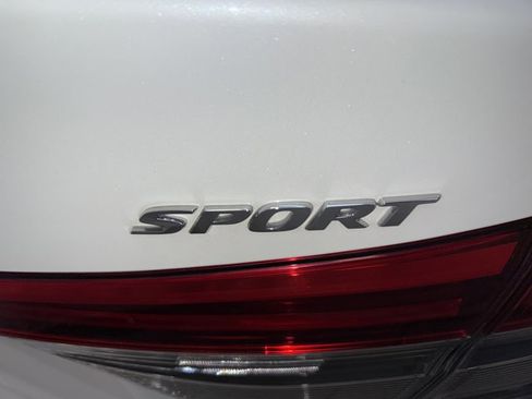 Used 2024 Honda Civic Sport image 30