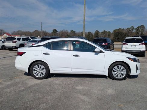Used 2024 Nissan Sentra S w/ Lighting Package image 2
